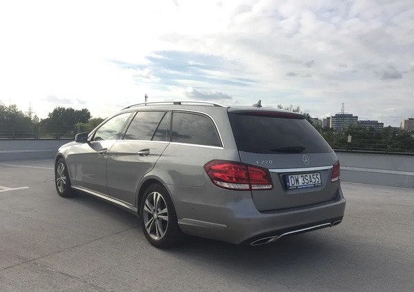 Mercedes-Benz Klasa E cena 59999 przebieg: 256400, rok produkcji 2014 z Wrocław małe 67